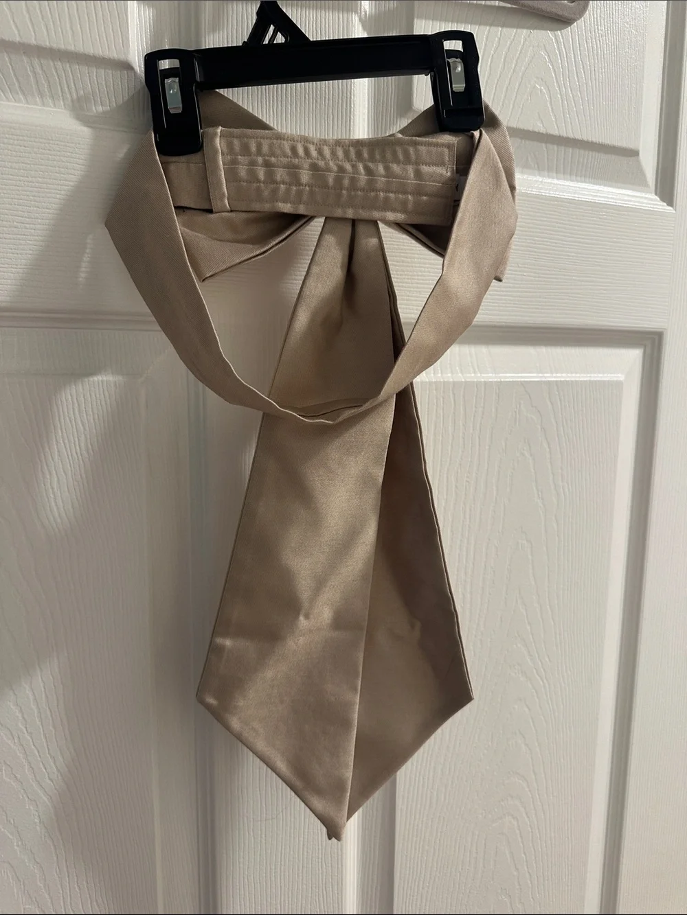 Birdy Grey satin bow